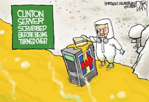 hillary-scrubs-her-server